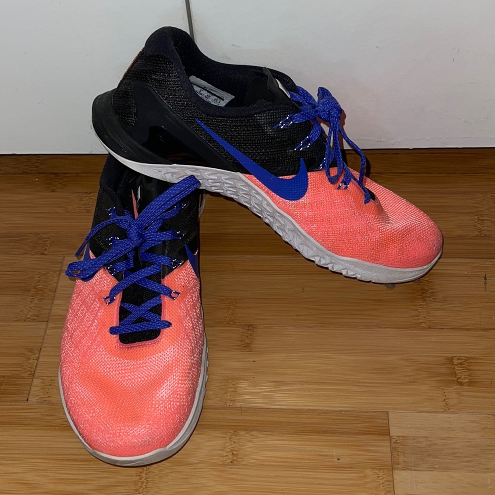 Nike Metcon3 Metcon 3 Peach Pink Black Blue Weight Lifting Sneakers Womens 8.5